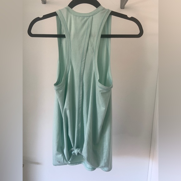 Gap Fit Open Back Tank Top Size XS - Picture 4 of 8